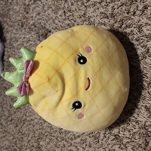 Squishmellows Maui Pineapple